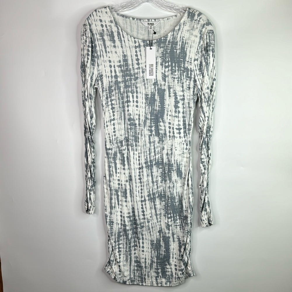 BB Dakota Steve Madded Grey White Long Sleeve Dress Medium NWT